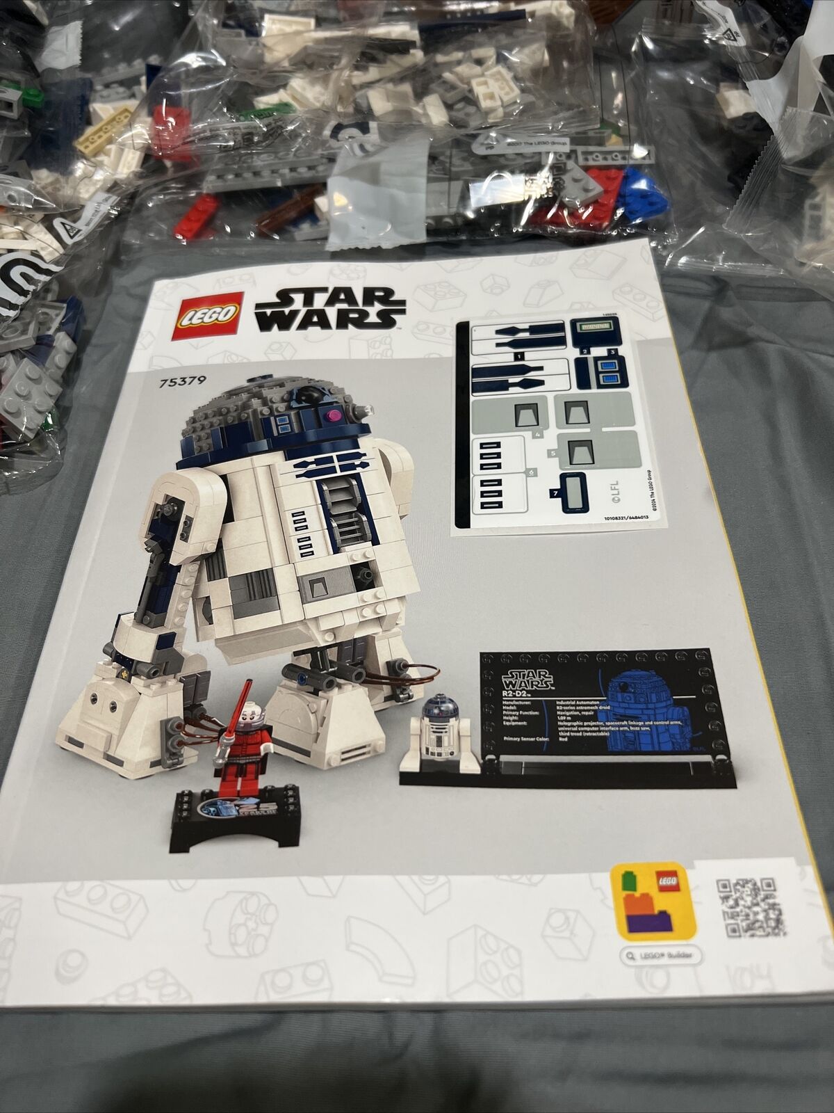LEGO Star Wars: R2-D2 (75379)