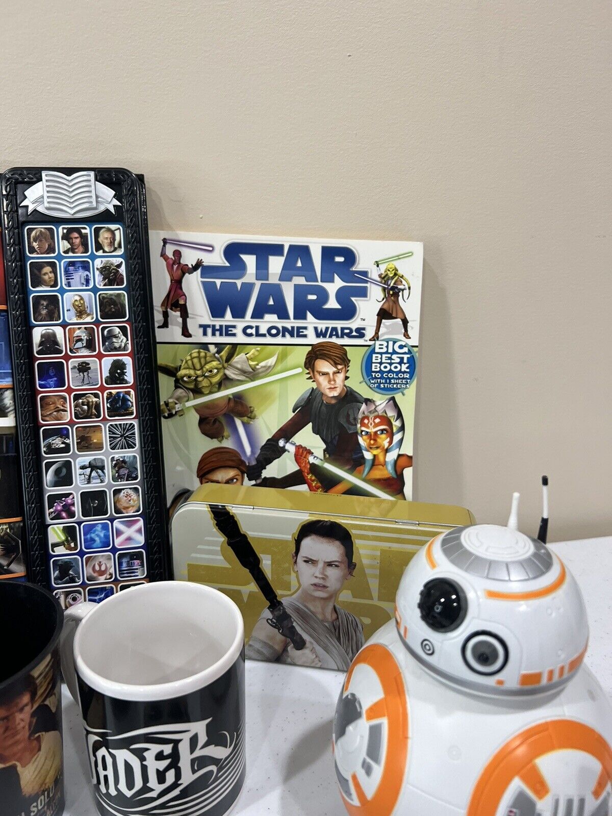HUGE NEW STAR WARS LOT! BOBBLE HEAD, bb-8 CLOCK SEWING KIT AND MORE! BEST GIFT!