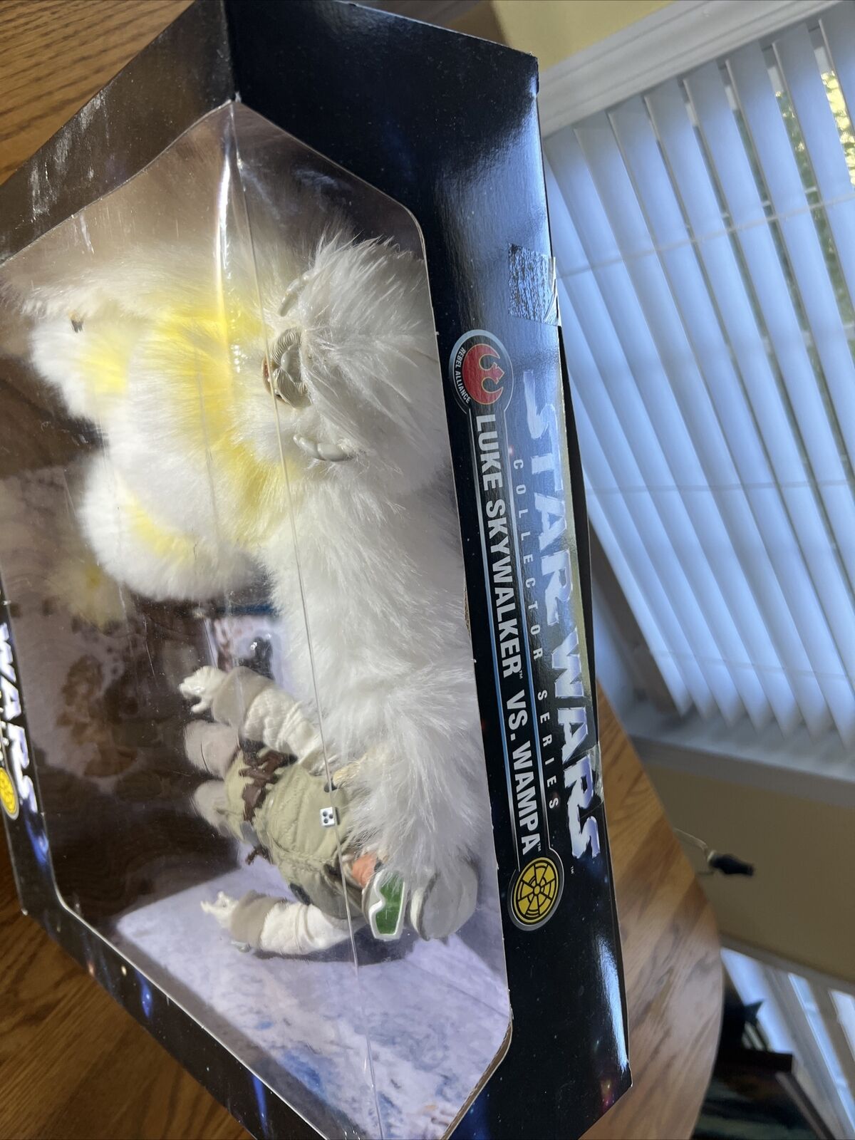 SEALED 1997 Star Wars Luke Skywalker Vs Wampa 1/6 Scale 12" NISB NEW KENNER