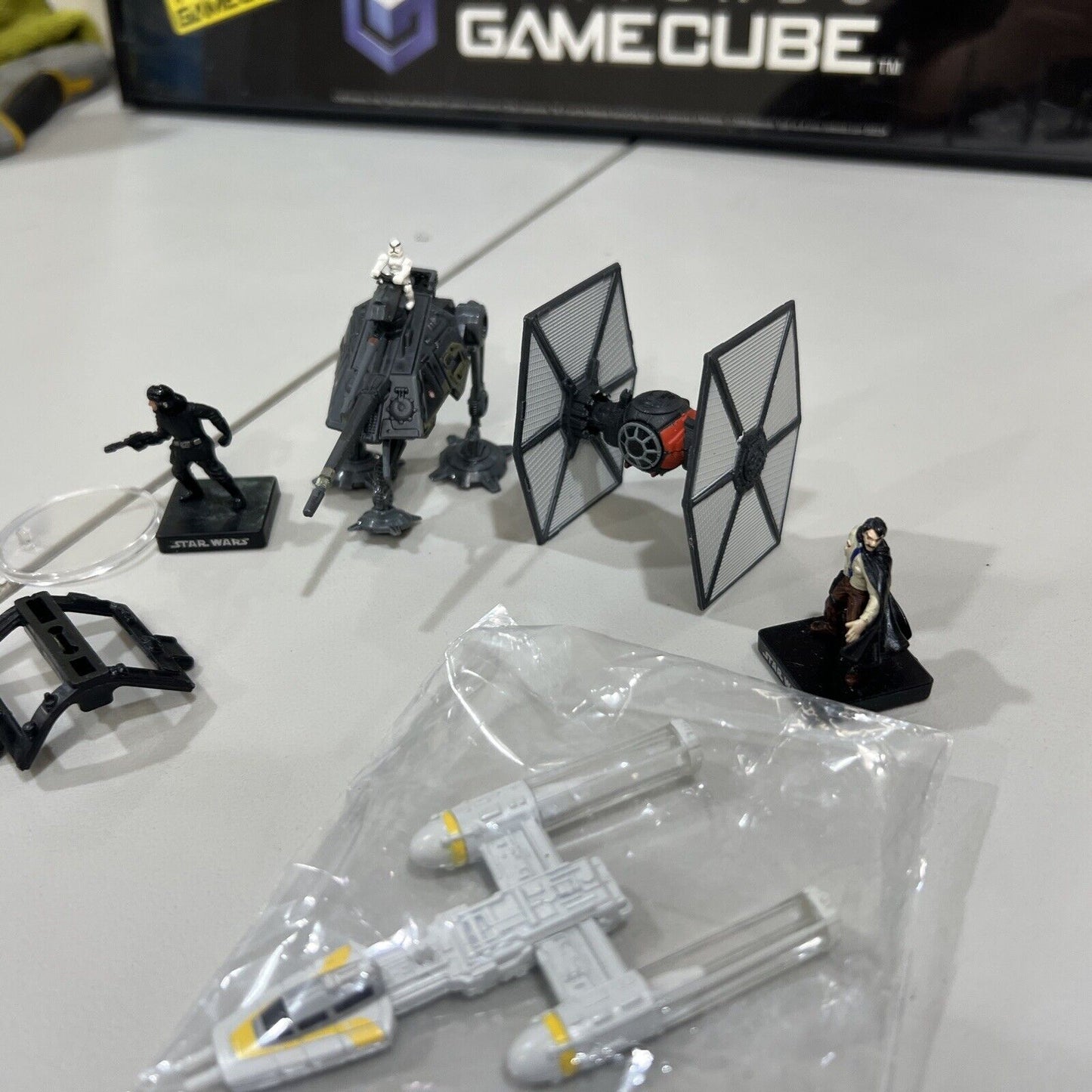 x2 96 SLAVE 1 ACTION FLEET Y-WING AT-AP CLONE WALKER TIE FIGHTER MORE STARWARS