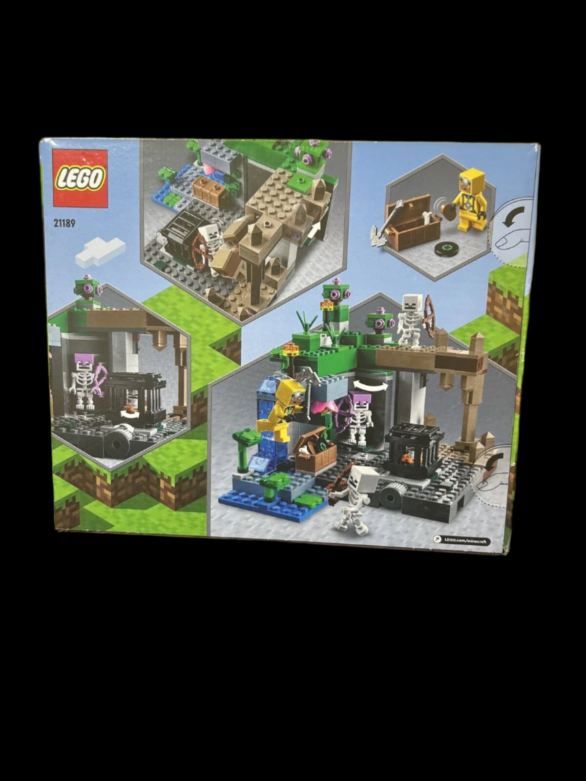 LEGO Minecraft: The Skeleton Dungeon (21189)
