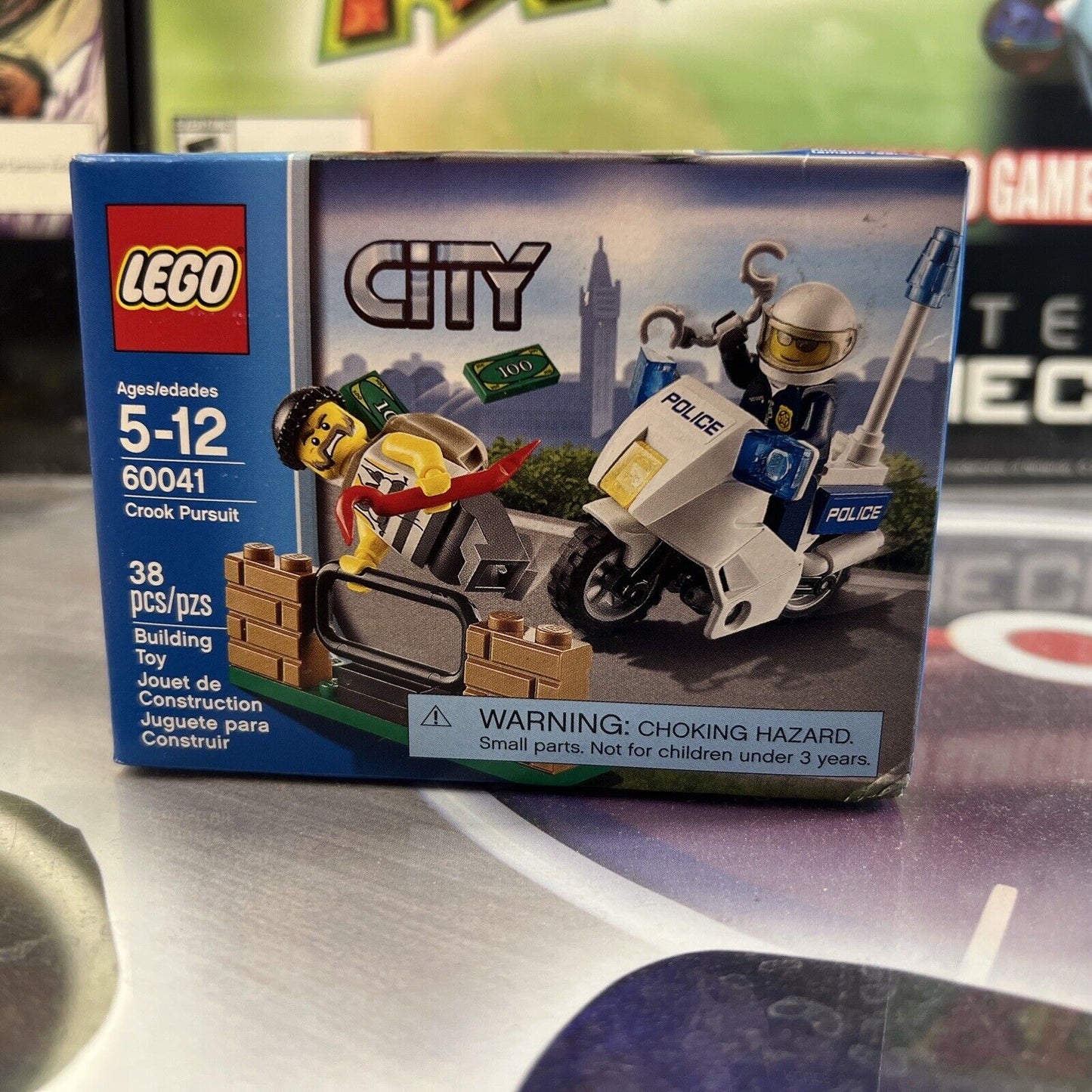 LEGO CITY: Crook Pursuit (60041)