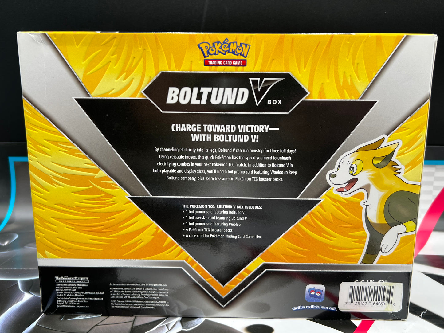 Boltund V Box - with Evolving Skies Miscellaneous Cards & Products (MCAP) Pokémon TCG