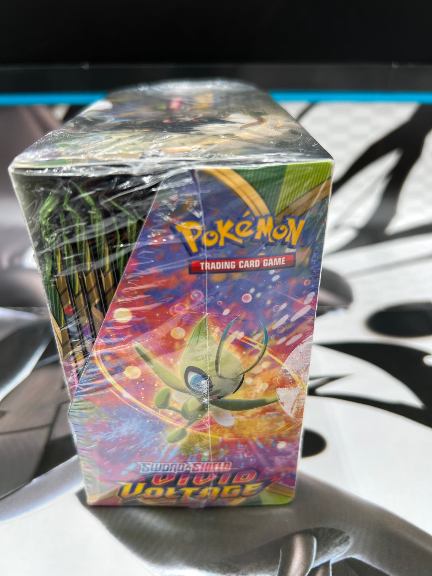 Vivid Voltage Booster Box - SWSH04: Vivid Voltage (SWSH04) Pokémon TCG