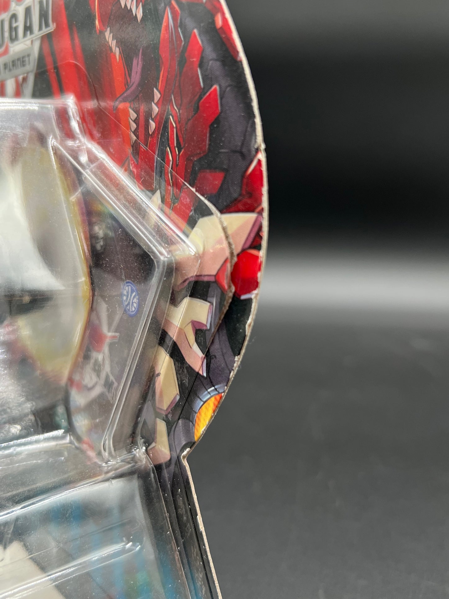 Bakugan, Darkus Serpenteze, 2-inch Tall Collectible Action Figure and Trading Card, for Ages 6 and Up