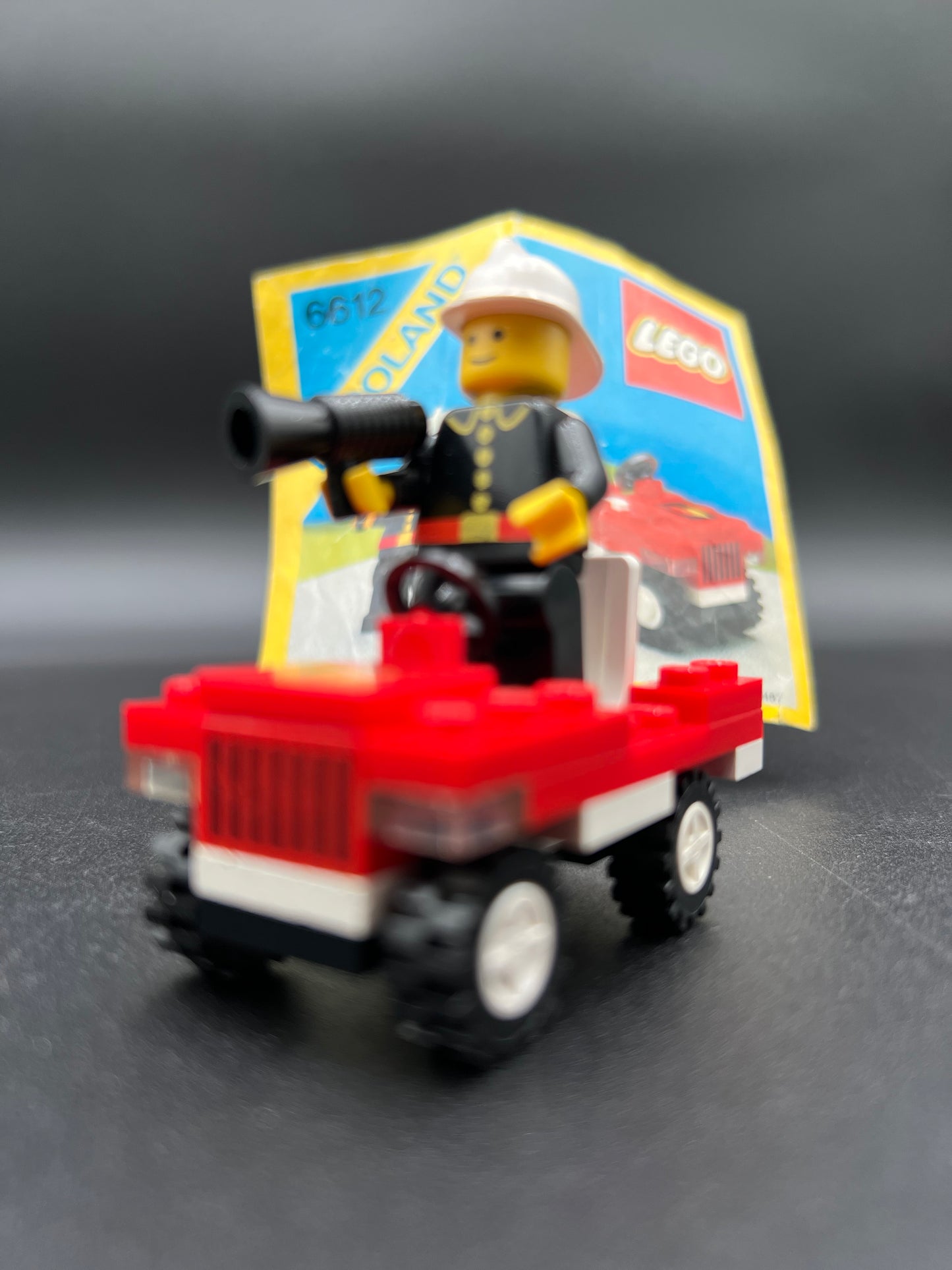 LEGO Fire Chief's Car Item No: 6612 Used
