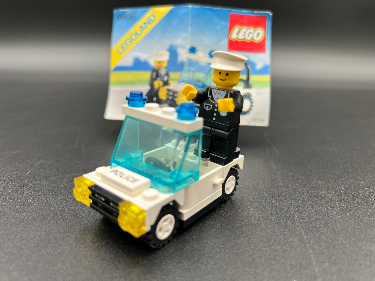 LEGO Precinct Cruiser Item No: 6506 Used