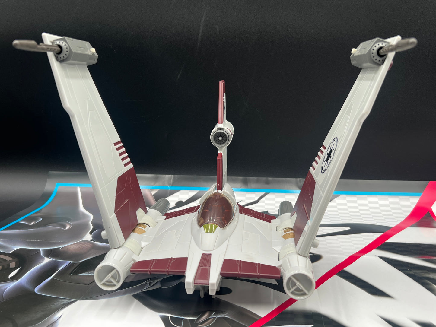 Star Wars V-19 Torrent Star Ship Clone Wars 2008 Hasbro