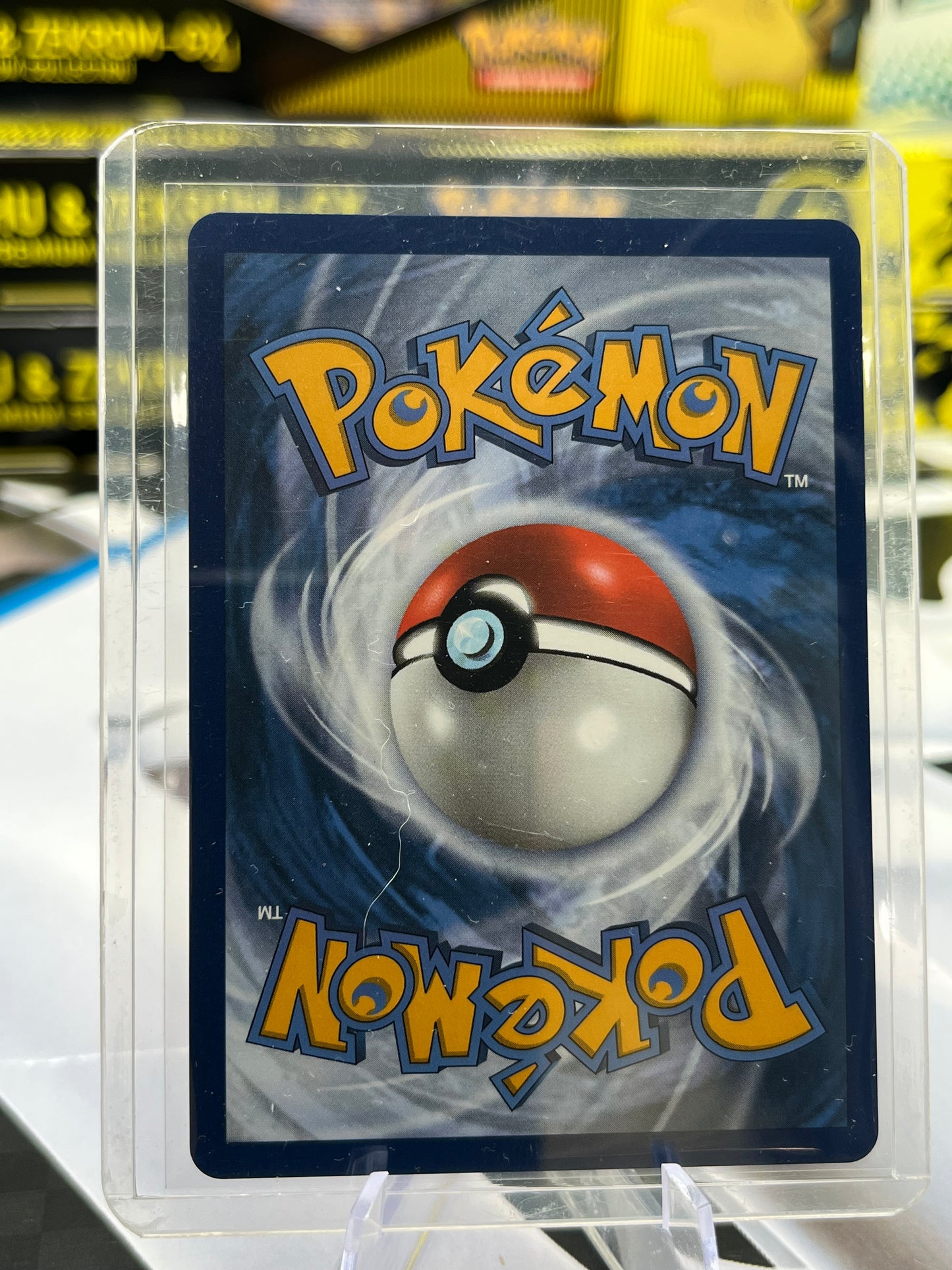 Togekiss VMAX - 141/185 - SWSH04: Vivid Voltage (SWSH04) POKÉMON TCG