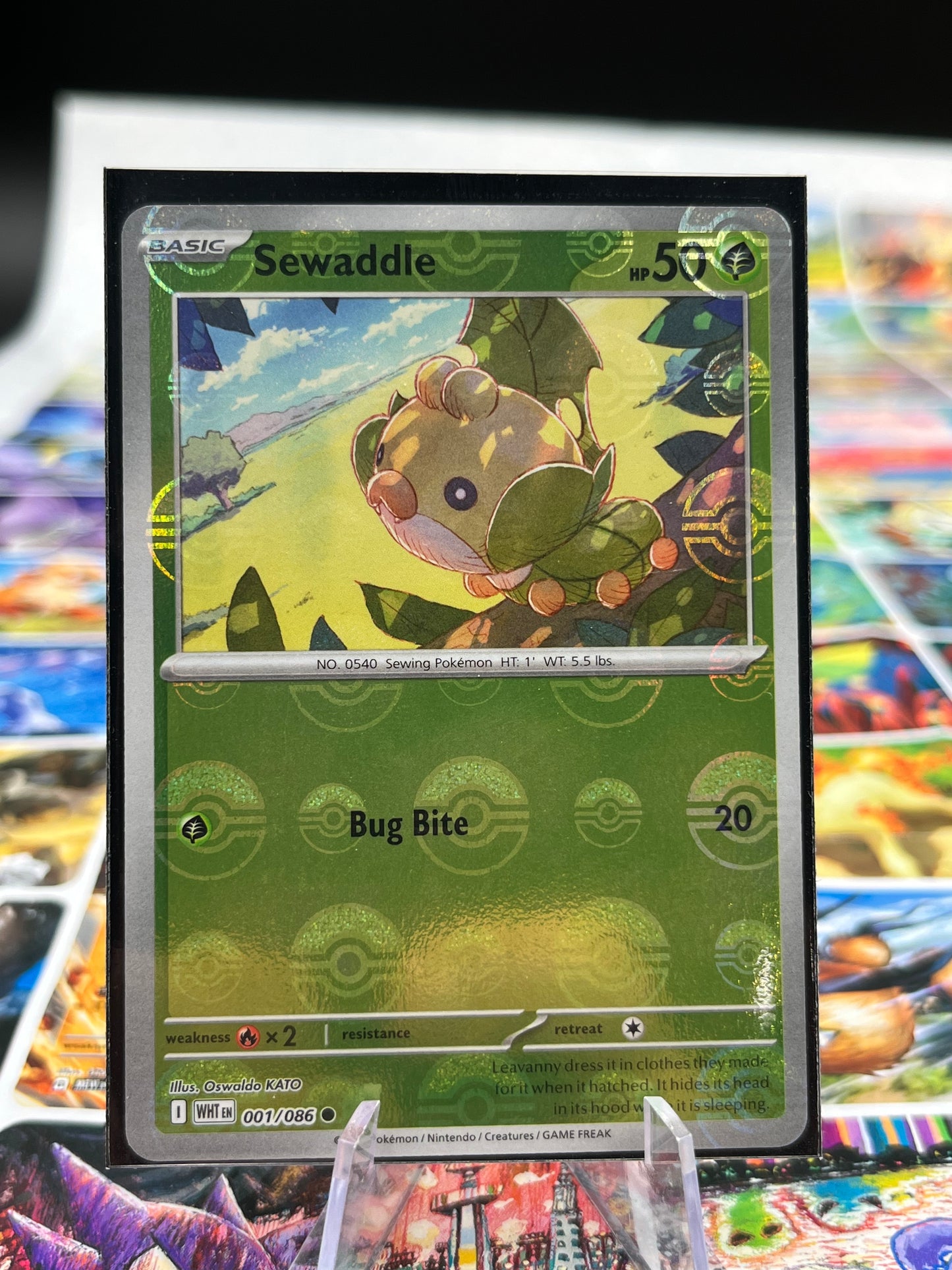 Sewaddle (Poke Ball Pattern) - 001/086 - SV: White Flare (WHT) Pokémon Card TCG