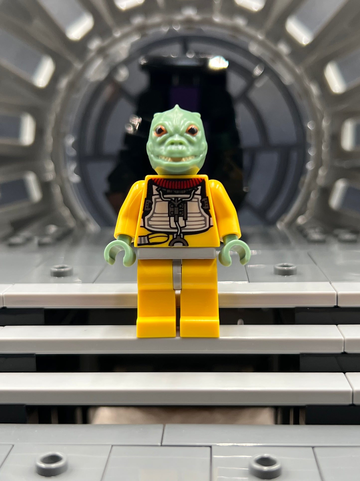 Bossk - Sand Green Item No: sw0280 LEGO Star Wars Minifigure Set 8097