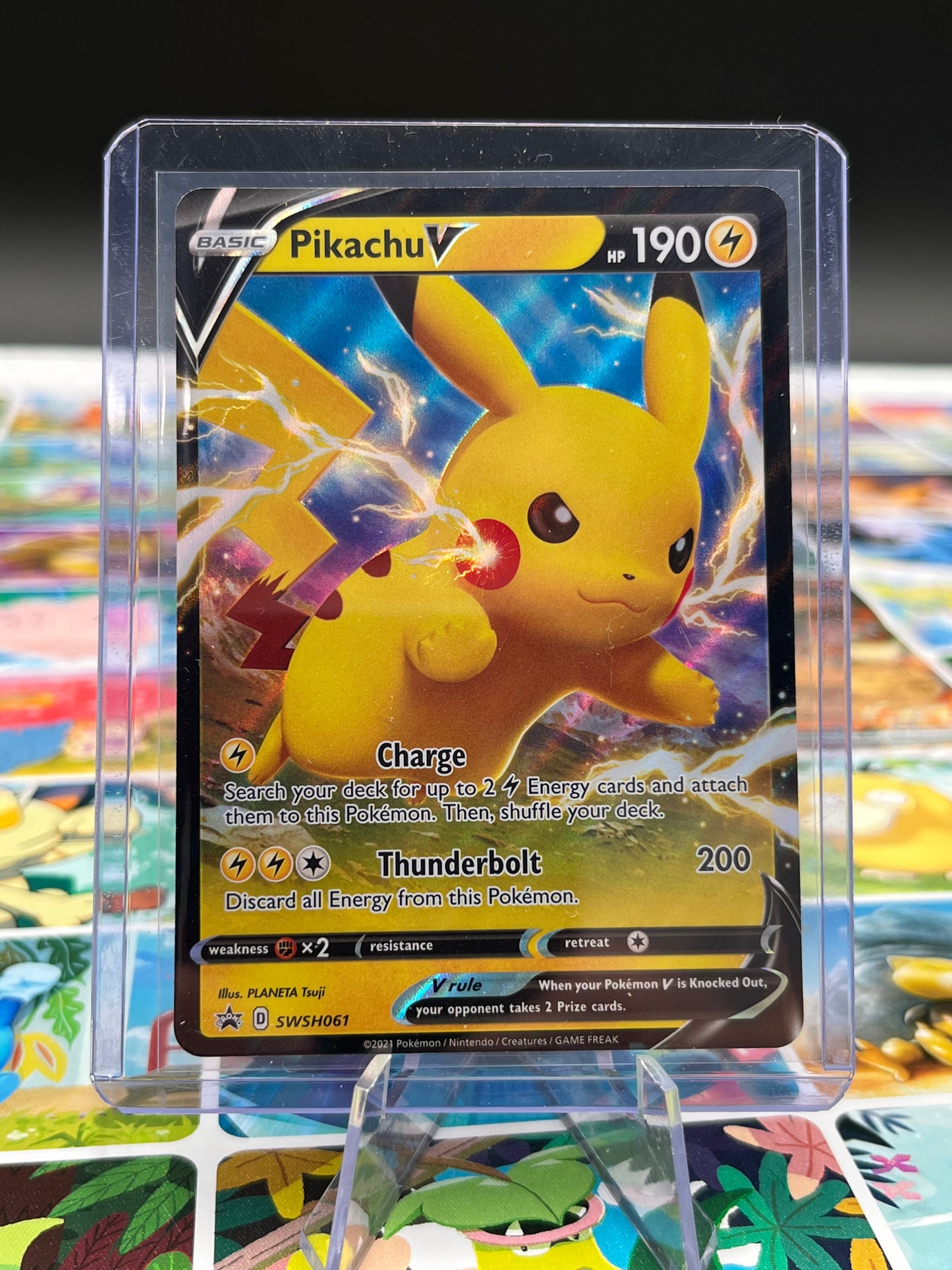 Pikachu V - SWSH061 - SWSH: Sword & Shield Promo Cards (SWSD) Pokémon TCG