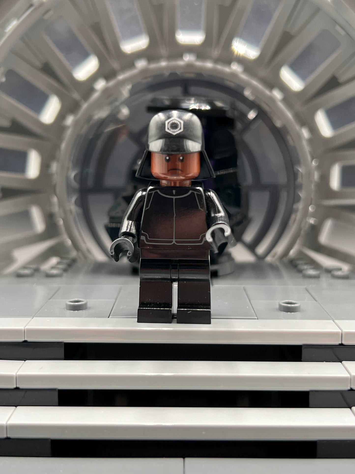 First Order Crew Member (Officer Sumistu) - Cap with Insignia Item No: sw0694 LEGO Star Wars Minifigure Set 75132
