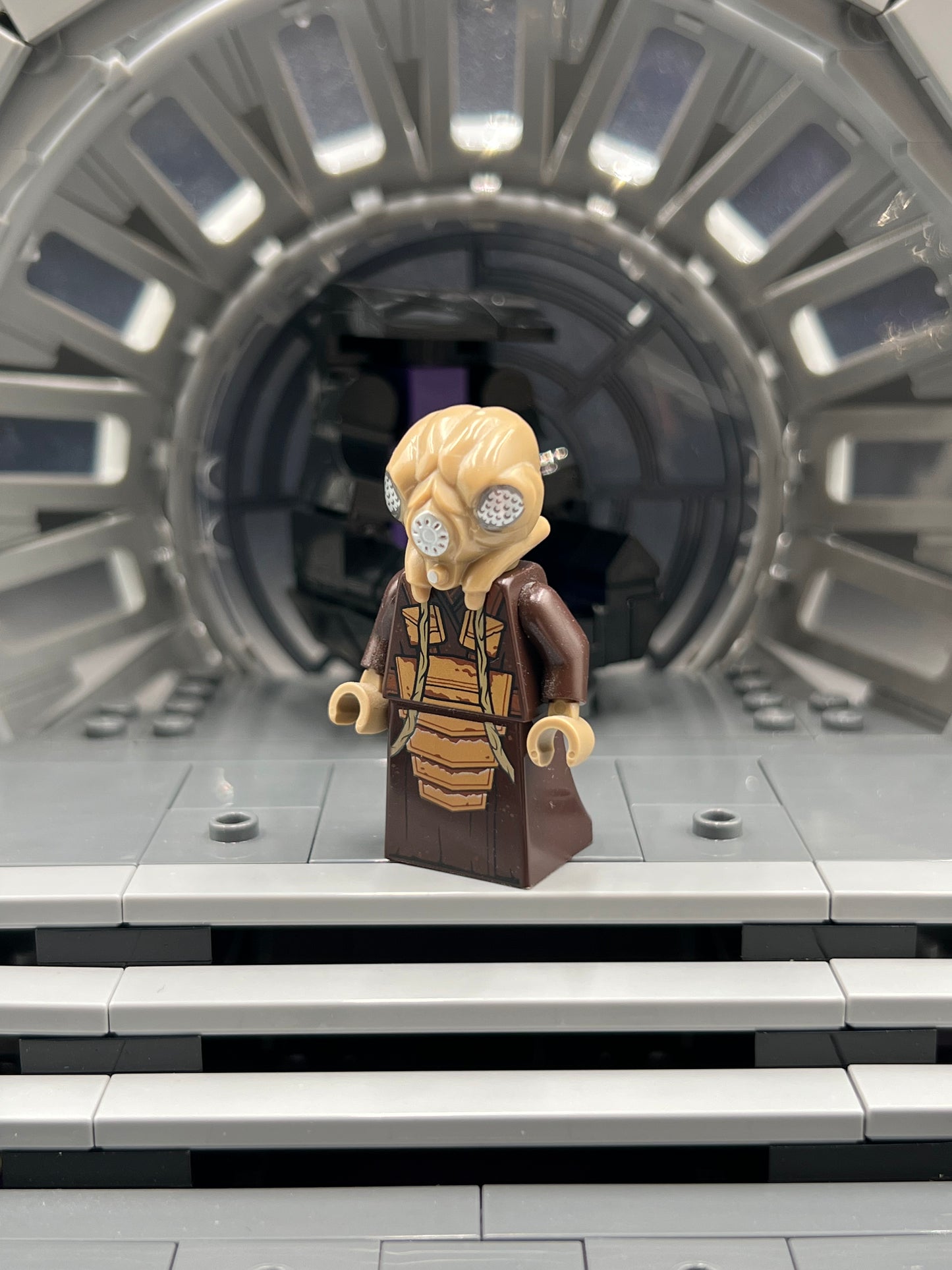 Zuckuss Item No: sw1020 LEGO Star Wars Minifigure Set 75243