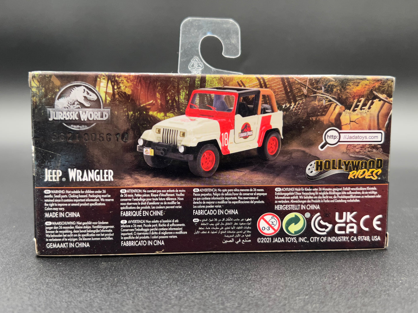 Jada Toys Jurassic World 1:32 Jeep Wrangler Die-cast Car, Toys for Kids and Adults,White/Red