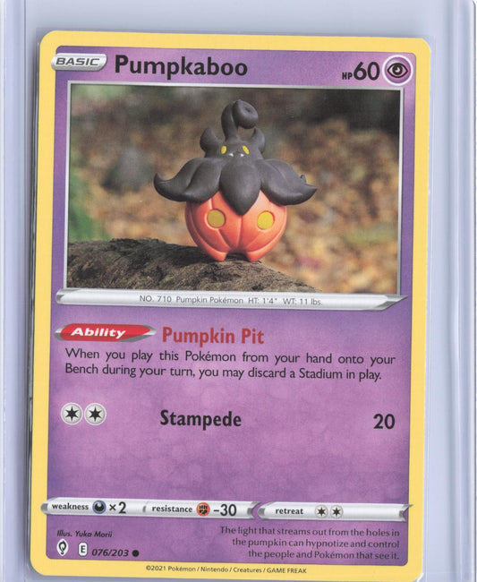 Pumpkaboo 076/203 Common Evolving Skies Pokemon TCG Card