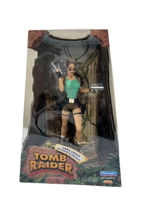 Vintage 1999 Playmates TOMB RAIDER LARA CROFT IN JUNGLE SUIT Action Figure  Rare