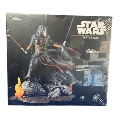 Star Wars Darth Revan Game Stop Exclusive Statue Diamond Select Toy Gentle Giant