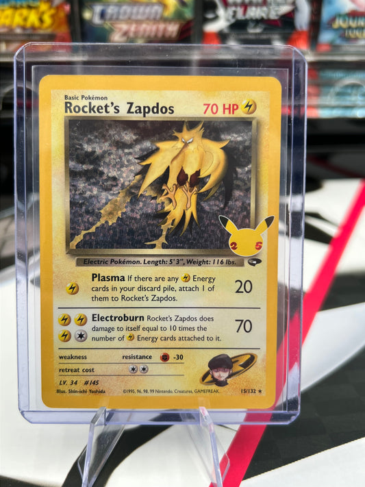 Rocket's Zapdos 15/132 - Celebrations: Classic Collection (CCC) POKÉMON TCG