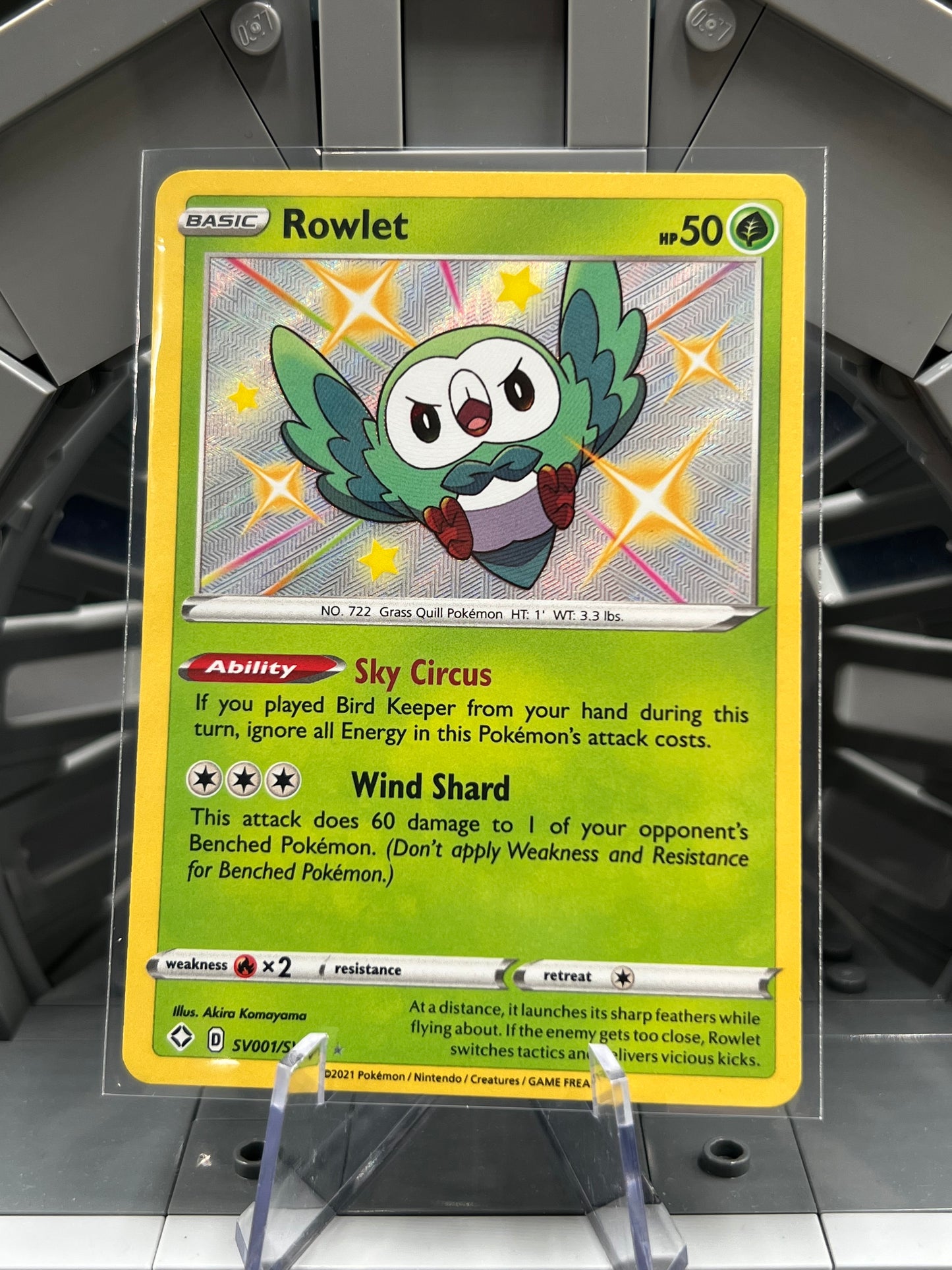 Rowlet - Shining Fates: SV001/SV122 / Shiny Holo Shiny Vault (SHFSV) Pokémon TCG