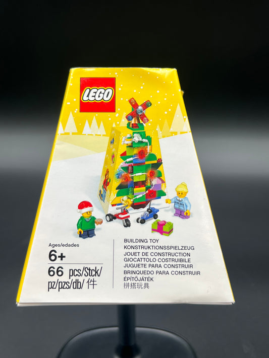 LEGO Seasonal Christmas Tree Ornament Set 5004934