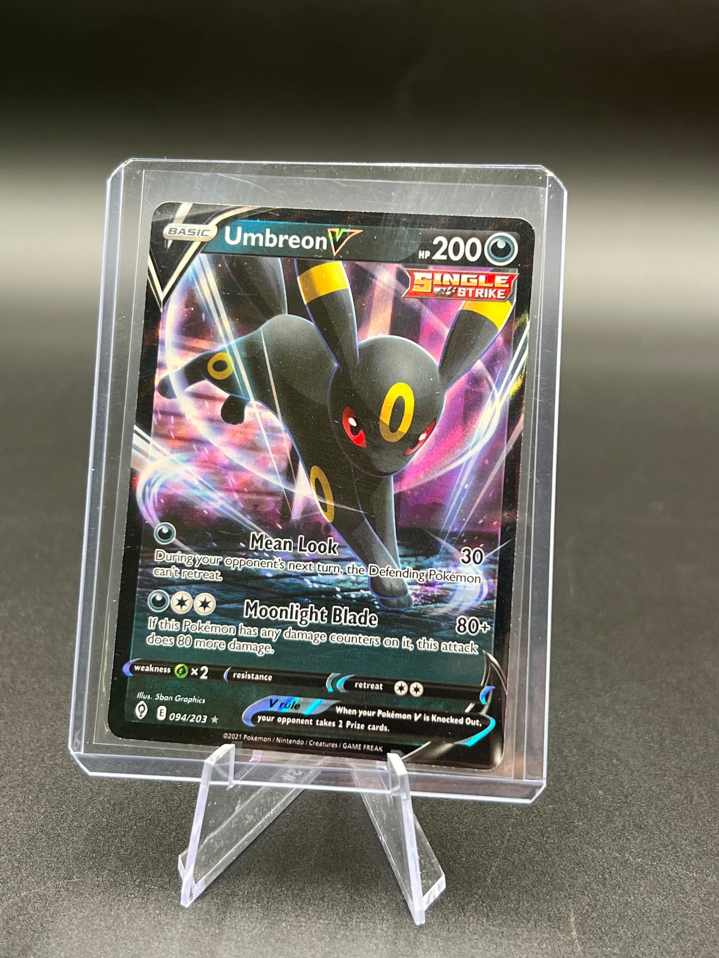 Umbreon V 094/203 Evolving Skies Full Art Ultra Rare Pokémon Card