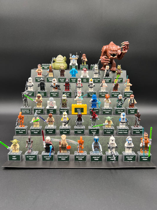 LEGO Star Wars Toys R Us Minifigure Half Display "The Yoda Chronicles"