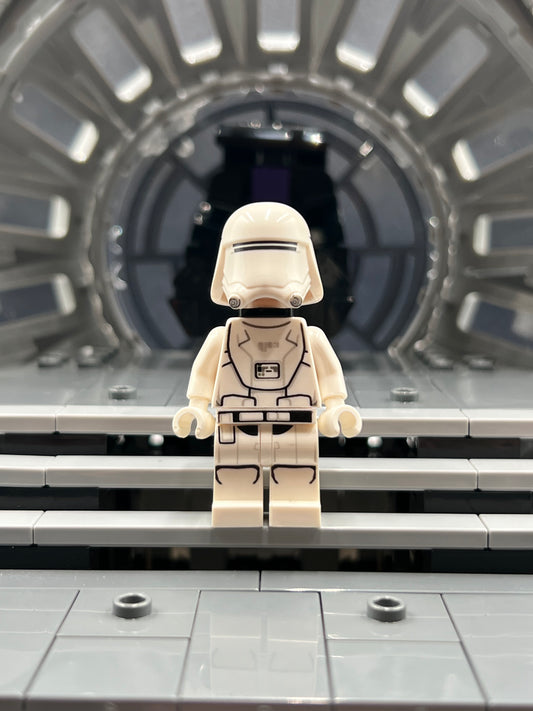 First Order Snowtrooper with Kama Item No: sw0657 LEGO Star Wars Minifigure Set 75202