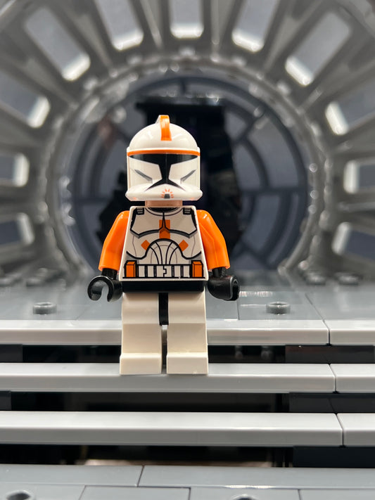 Clone Trooper Commander Cody, 212th Attack Battalion (Phase 1) - Item No: sw0196 LEGO Star Wars Minifigure Set 7676