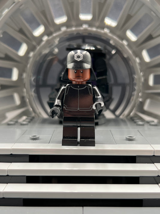 First Order Crew Member (Officer Sumistu) - Cap with Insignia Item No: sw0694 LEGO Star Wars Minifigure Set 75132