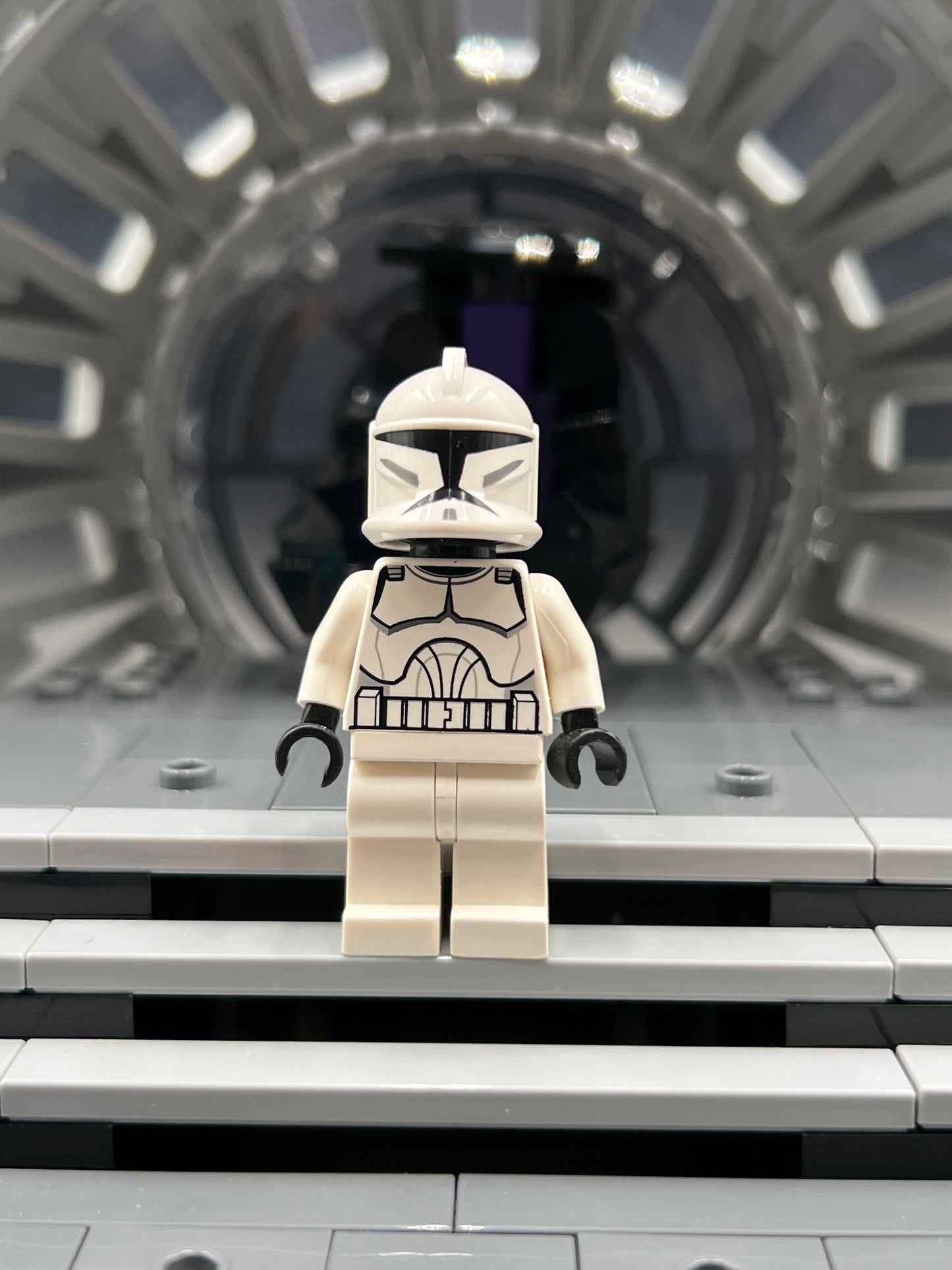 Clone Trooper (Phase 1) - Black head Item No: sw0201 LEGO Star Wars Minifigure Set 7675