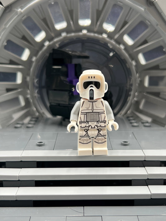 Imperial Scout Trooper, Hoth - Female, Dual Molded Helmet, Nougat Head, Smirk Item No: sw1182 Star Wars LEGO Set 75320