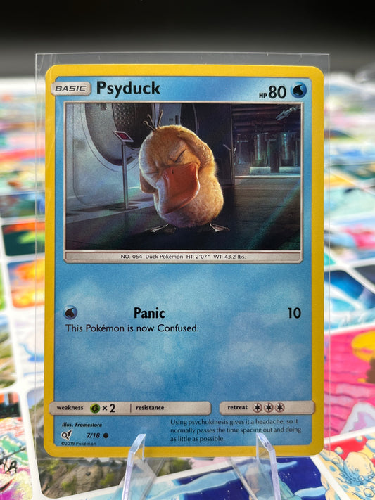 Psyduck (Holo Common) - 7/18 - Detective Pikachu (DEP) Pokémon TCG