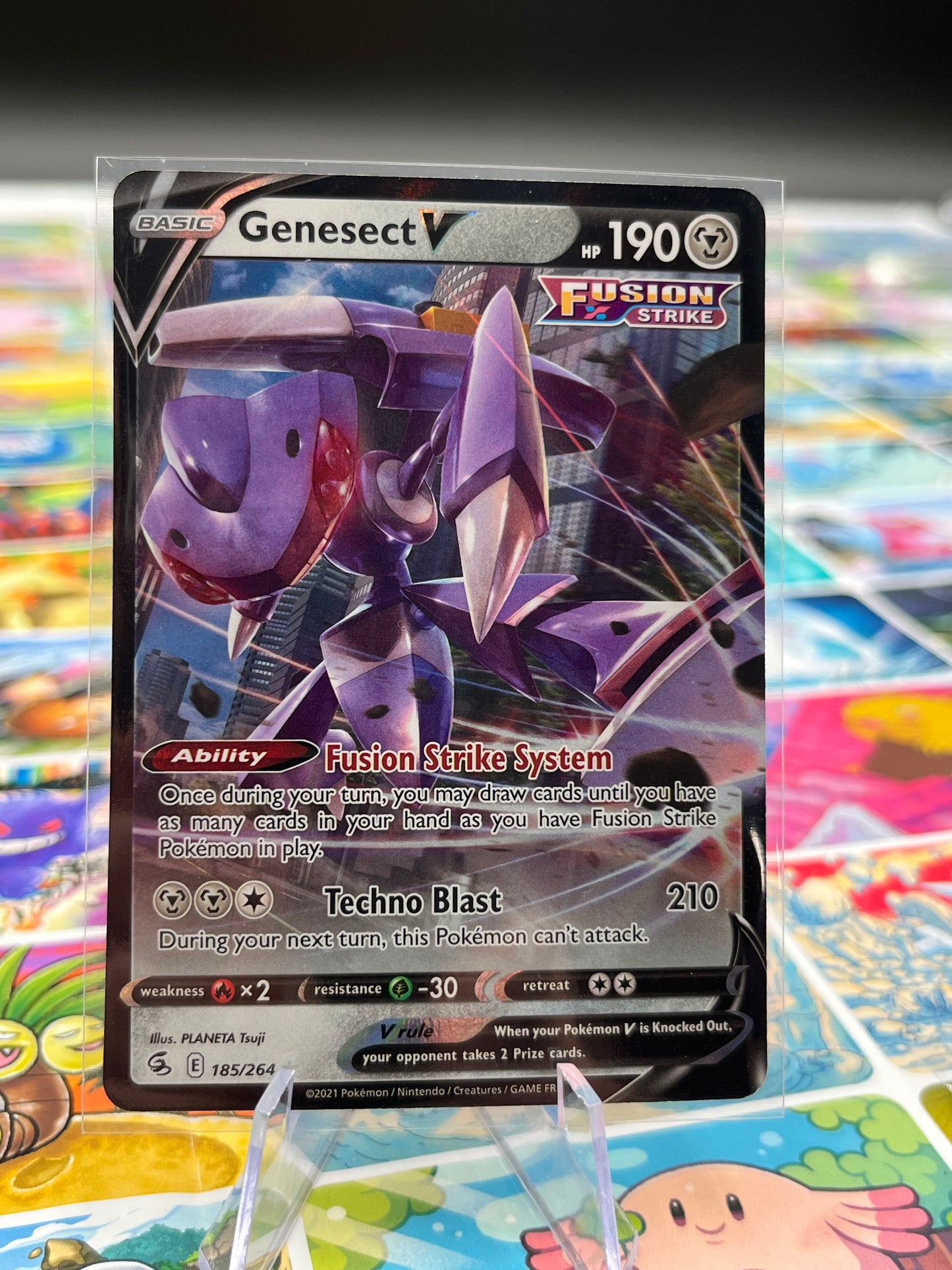 Genesect V - 185/264 - SWSH08: Fusion Strike (SWSH08) Pokémon TCG
