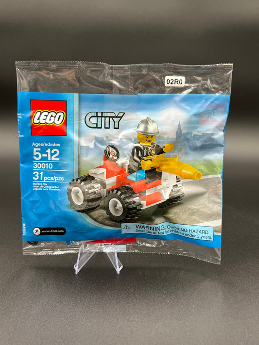 LEGO City Fire Chief polybag Item No: 30010-1 New