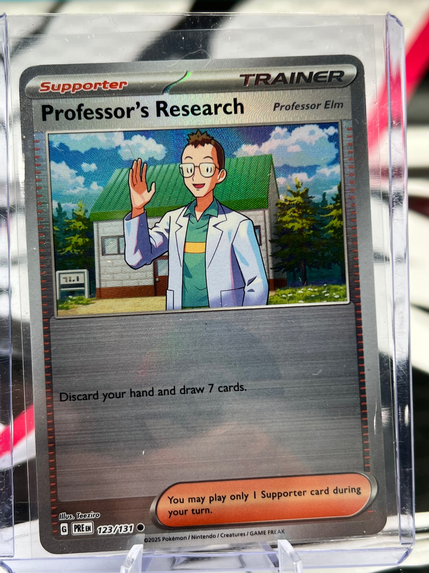 Professor's Research [Professor Elm] (Poke Ball Pattern) - 123/131 - SV: Prismatic Evolutions (PRE) Pokémon TCG